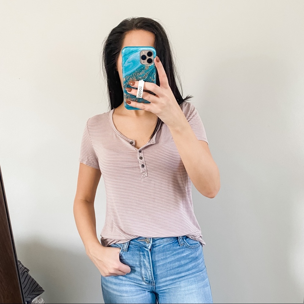 Women’s American Eagle soft  tee